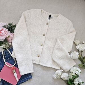 NWT H&M DIVIDED White Bouclé Knit Cardigan w/ Gold Buttons - Size M
